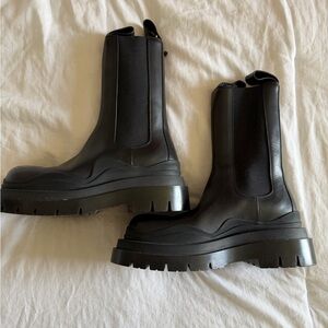 Black Platform Chelsea Boots